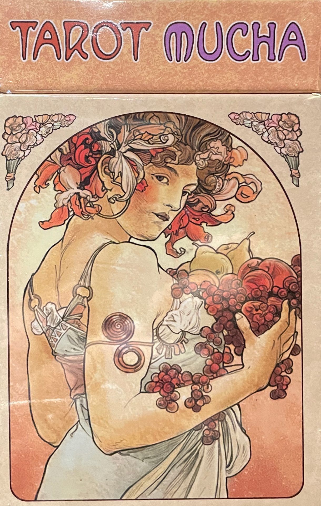 Tarot Mucha – Art Nouveau-Inspired 78-Card Tarot Deck & Guidebook, by Massaylia & Dosenzo