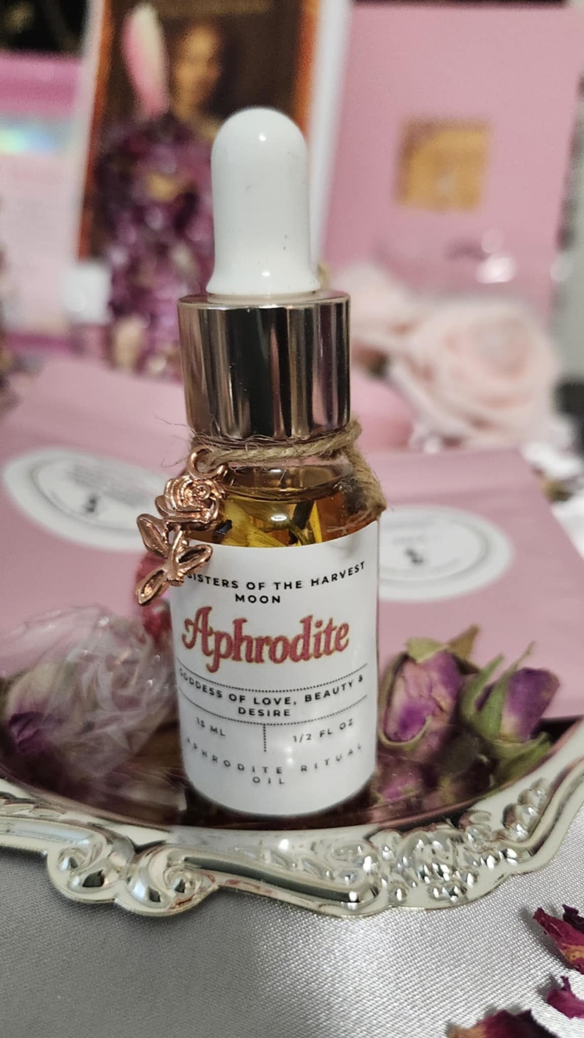 Aphrodite Devotional Ritual Box – Love, Beauty & Divine Feminine Altar Kit