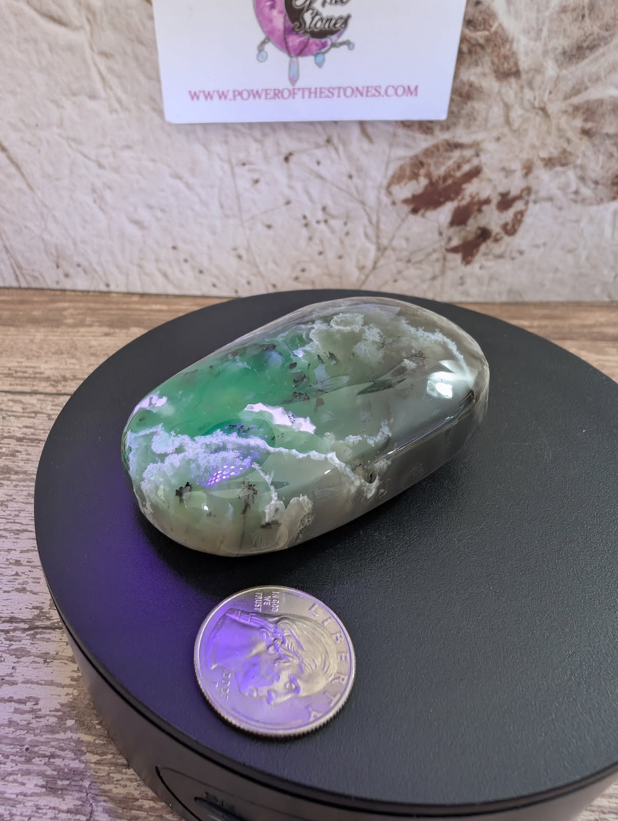 Large Volcano Agate palm stone