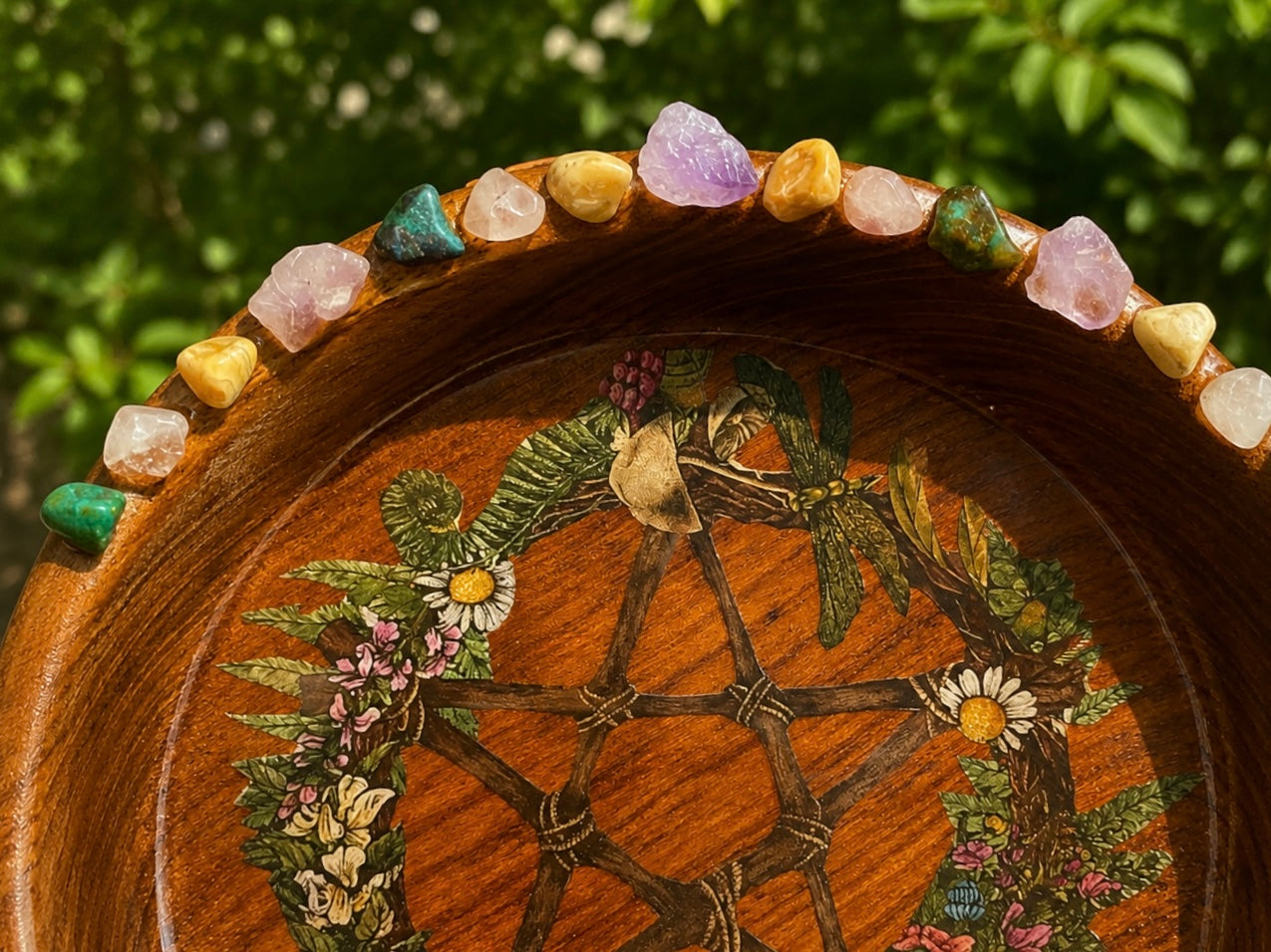 Wooden crystal witchy altar bowls offering