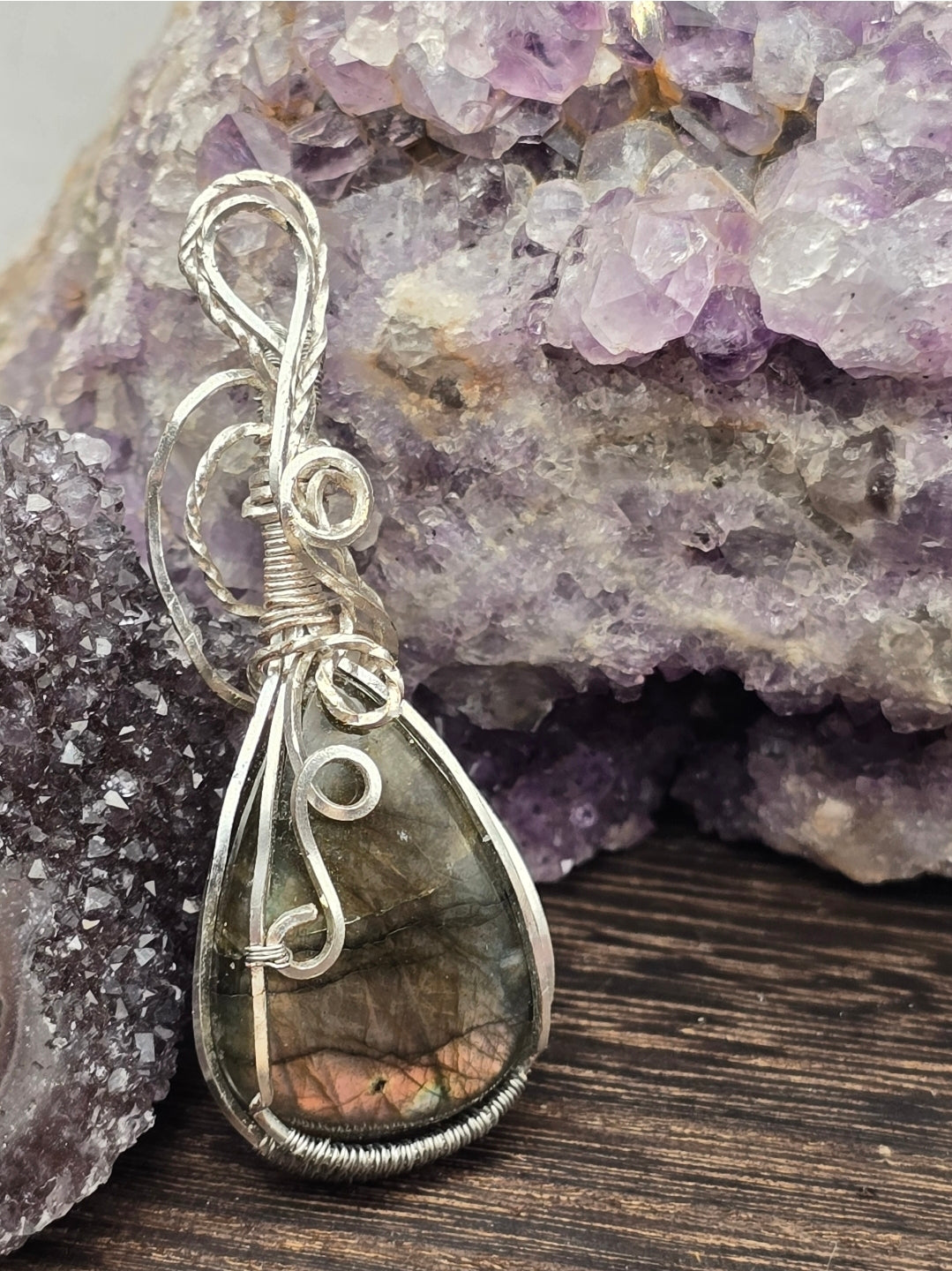 Sunset Labradorite Pendant
