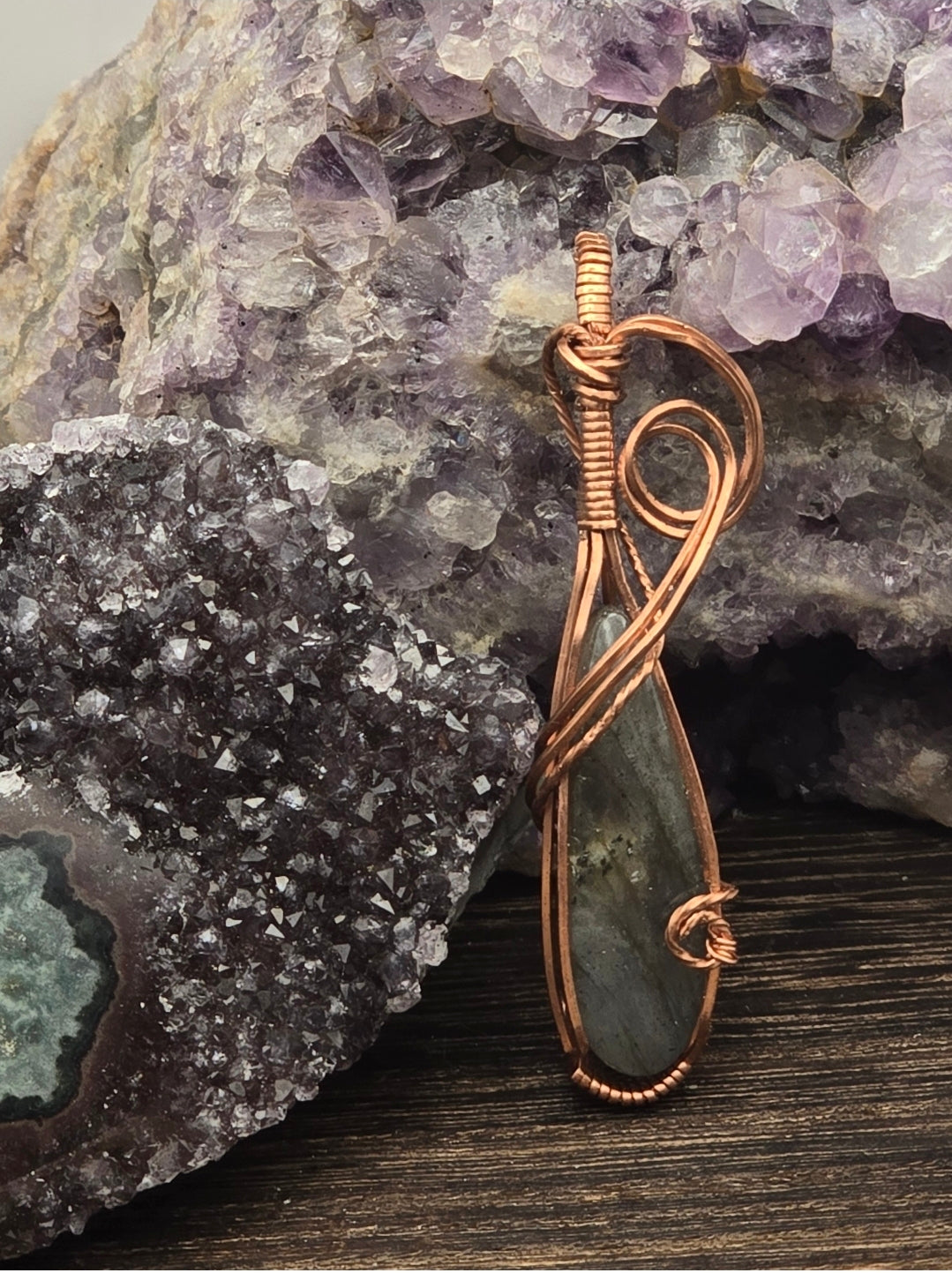 Labradorite Pendant- Subtle Orange Flash