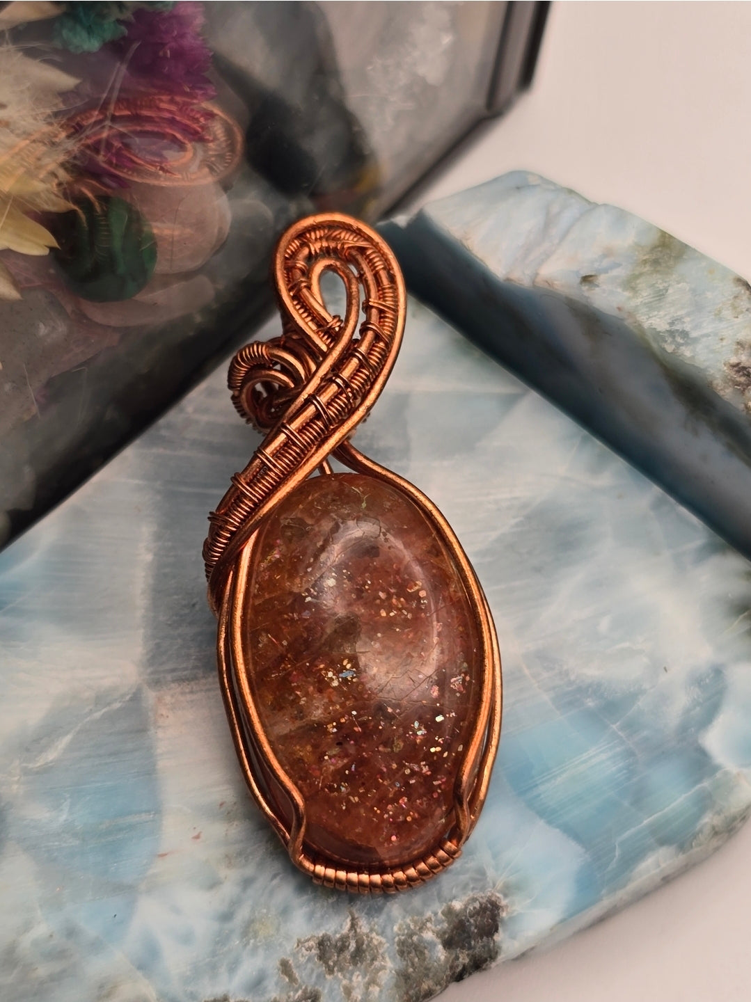 Confetti Sunstone Firefly Gleam Pendant