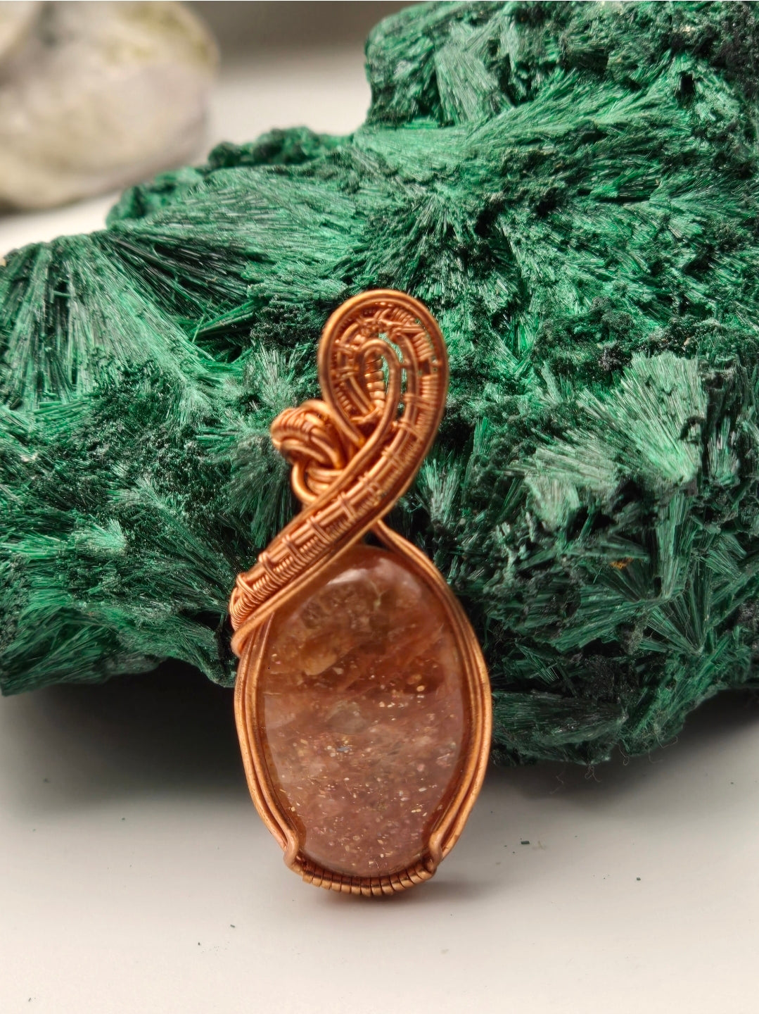 Confetti Sunstone Firefly Gleam Pendant