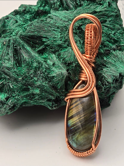 Labradorite Prismtrail Pendant