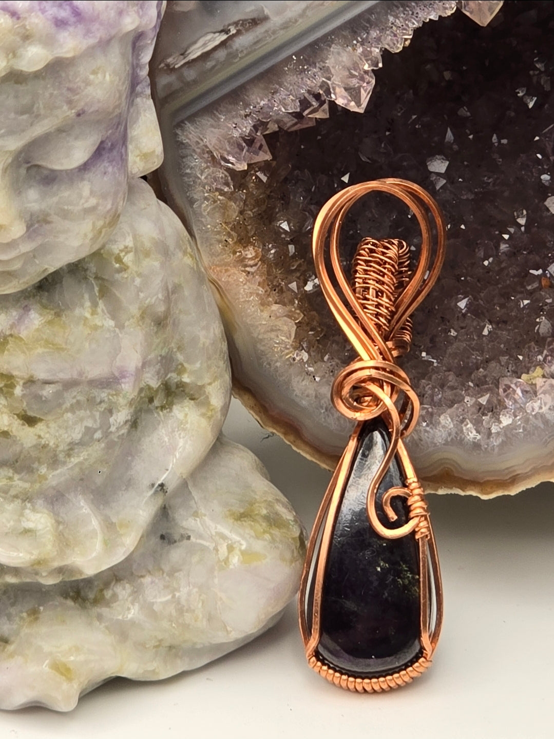 Purpurite Duskborne Pendant