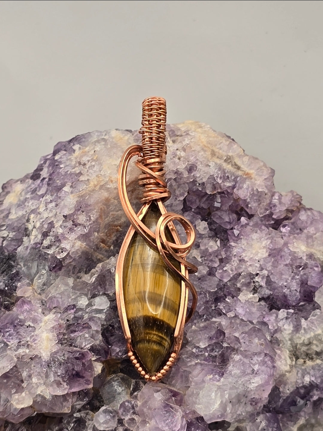 Tiger’s Eye Goldspire Pendant