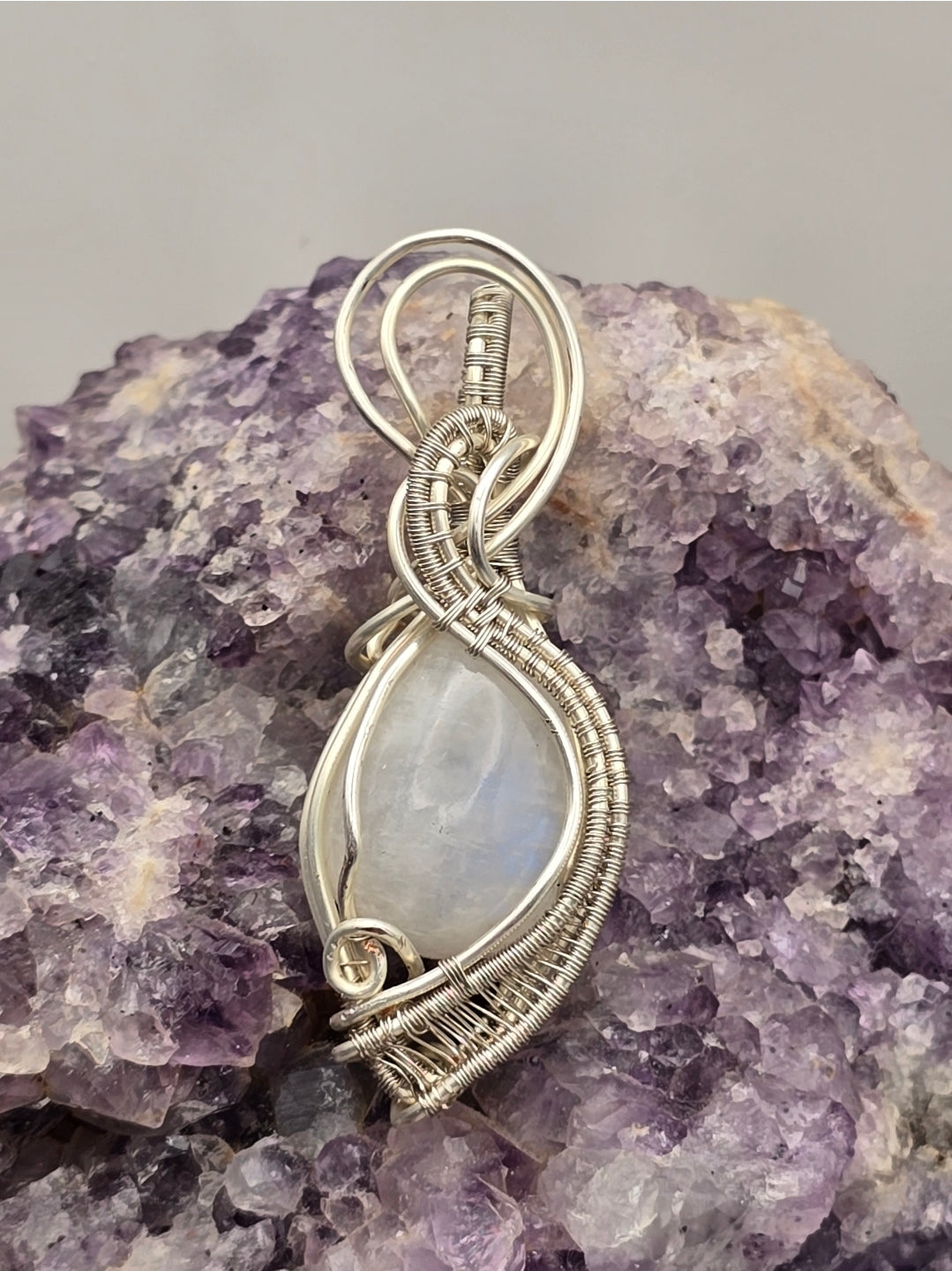 Moonstone Dreamveil Pendant