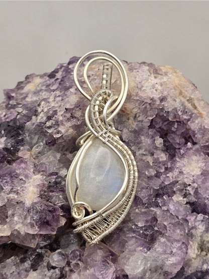 Moonstone Dreamveil Pendant