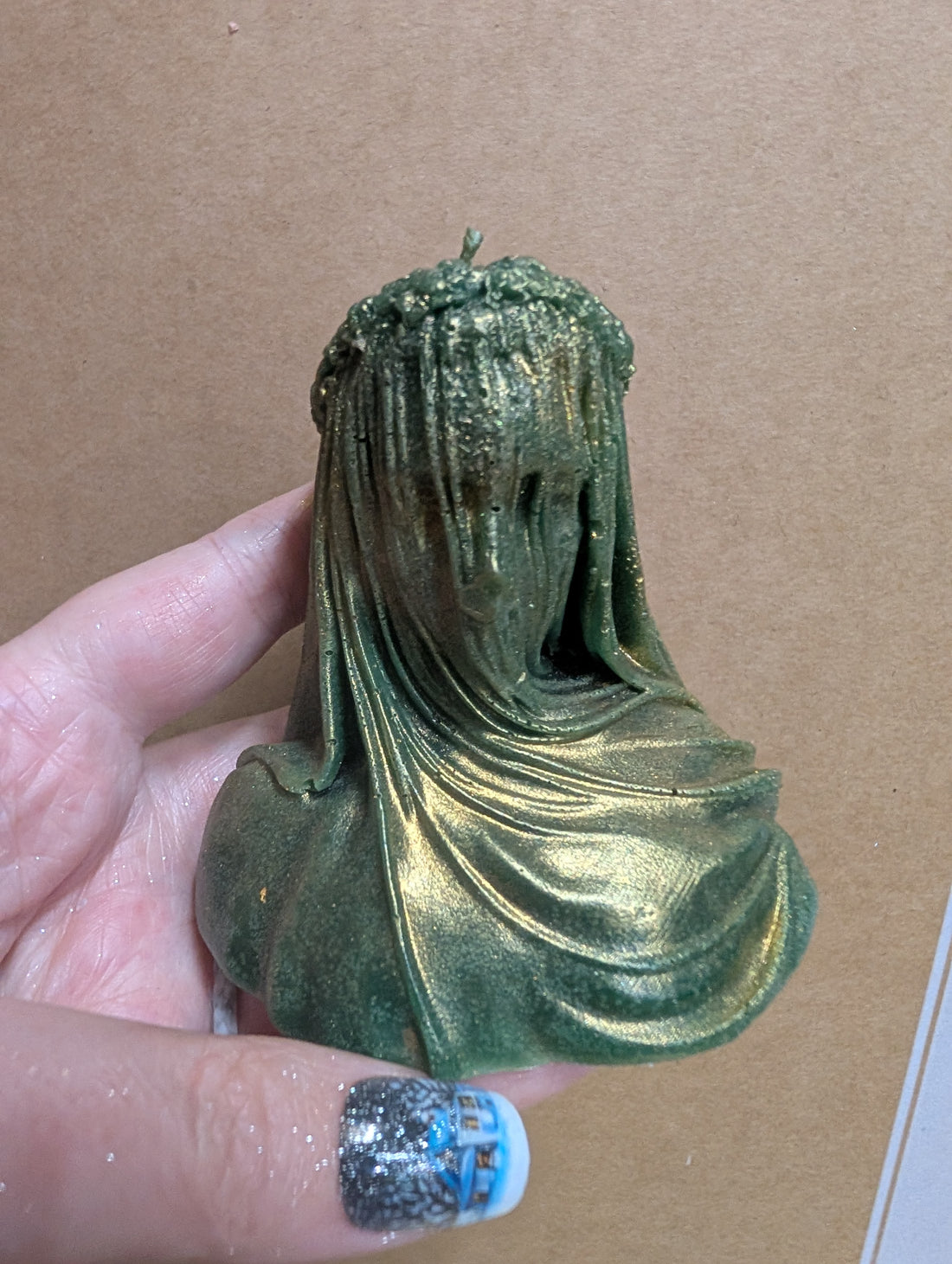 Veil candle for abundance