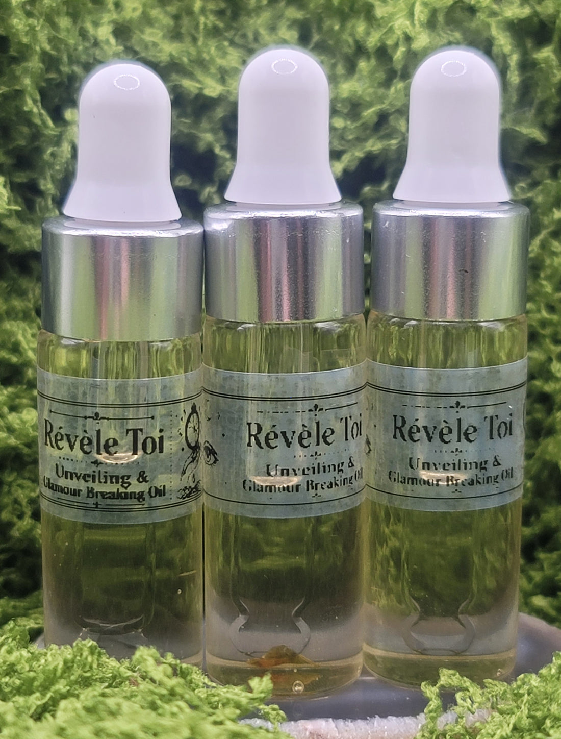 Révèle Toi Unveiling &amp; Glamour Breaking Oil- 2 Drams