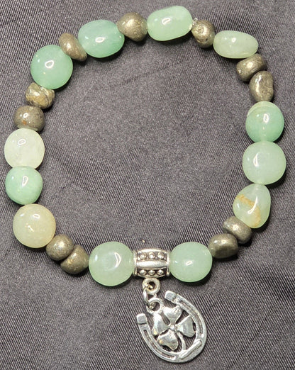 Green Aventurine and Pyrite Bracelet with Clover and Horseshoe