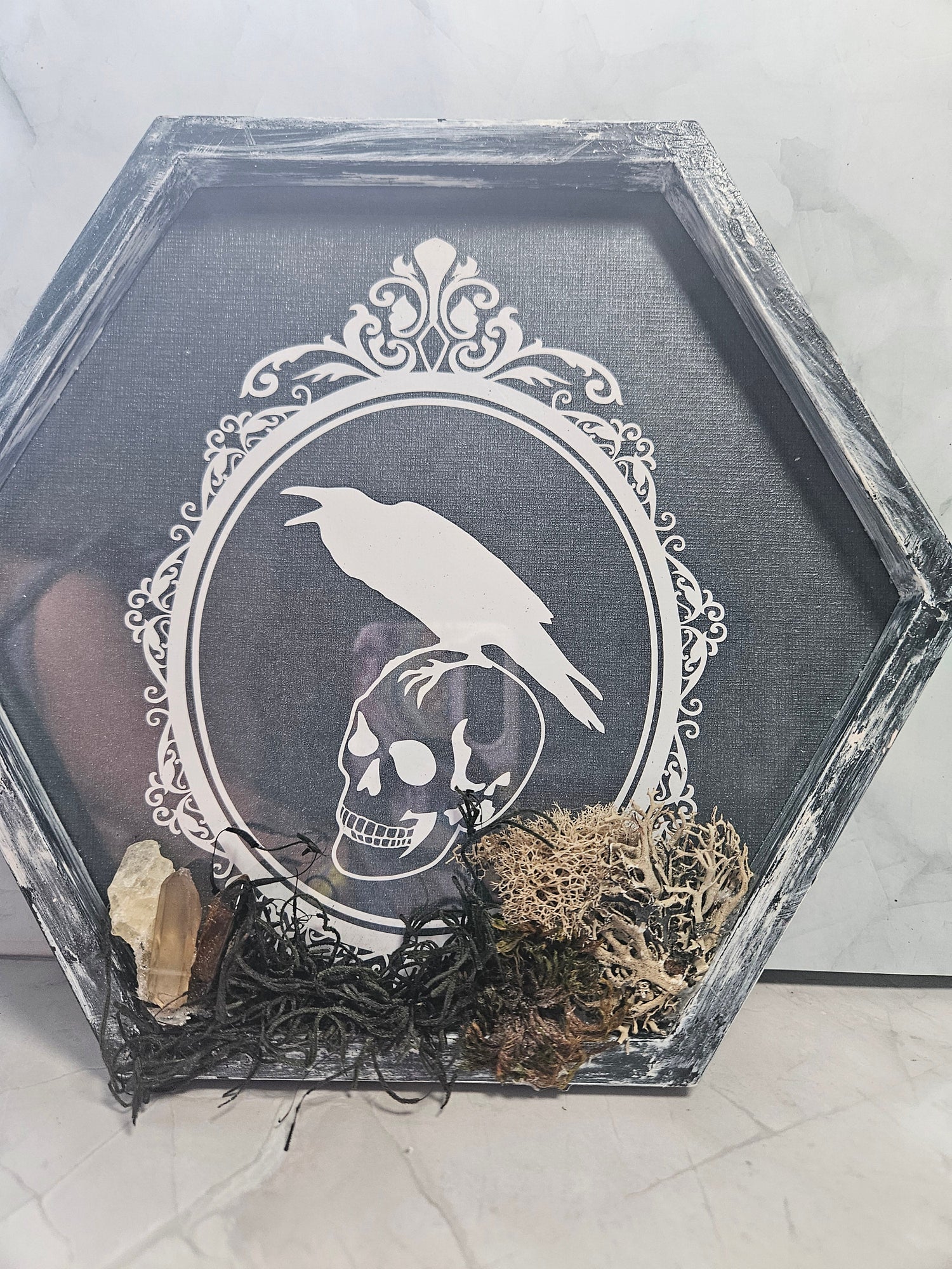 Wall Hanging: Gothic Skull, Clear Quartz, Smoky Quartz, Tiger&