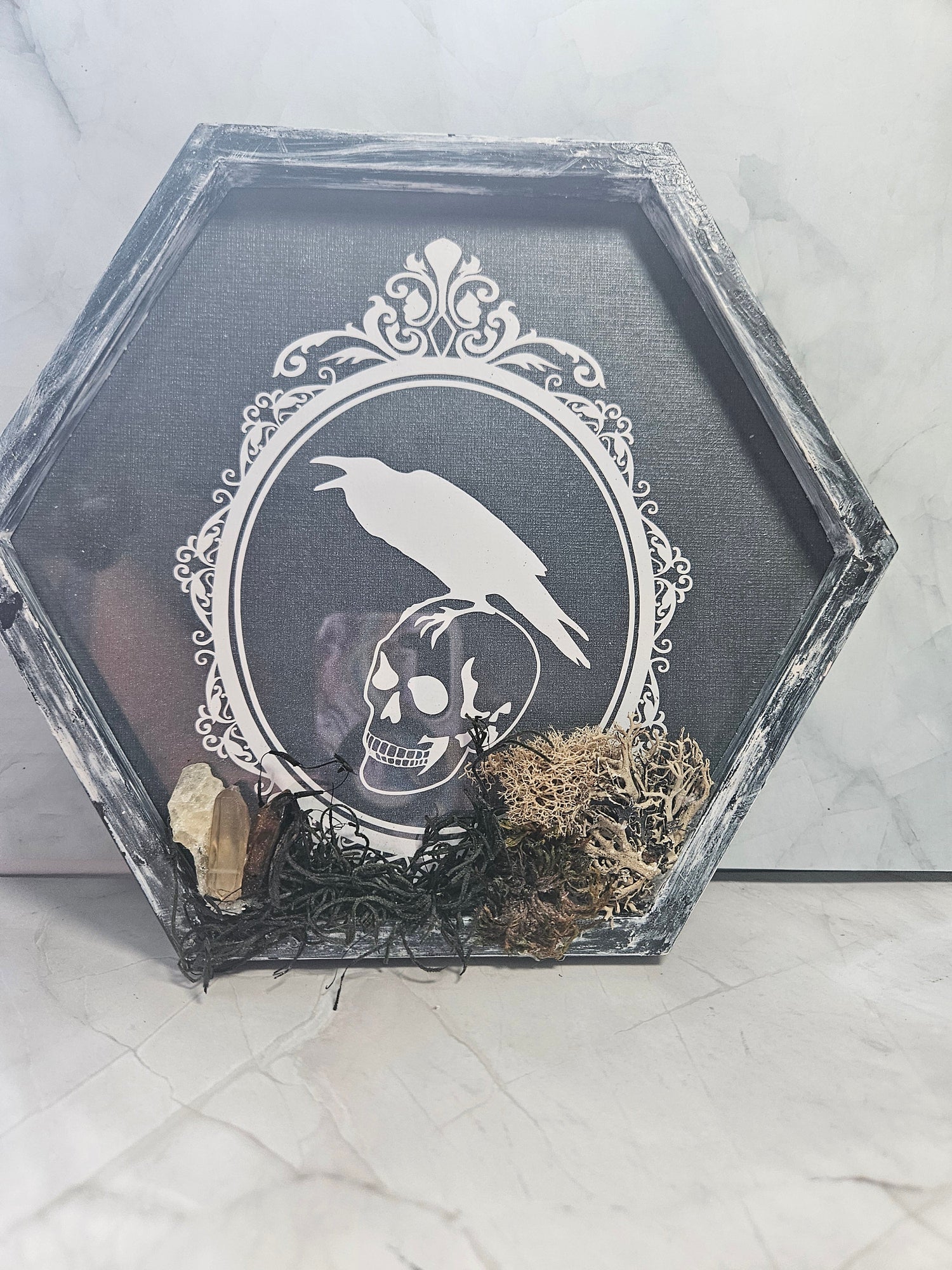Wall Hanging: Gothic Skull, Clear Quartz, Smoky Quartz, Tiger&
