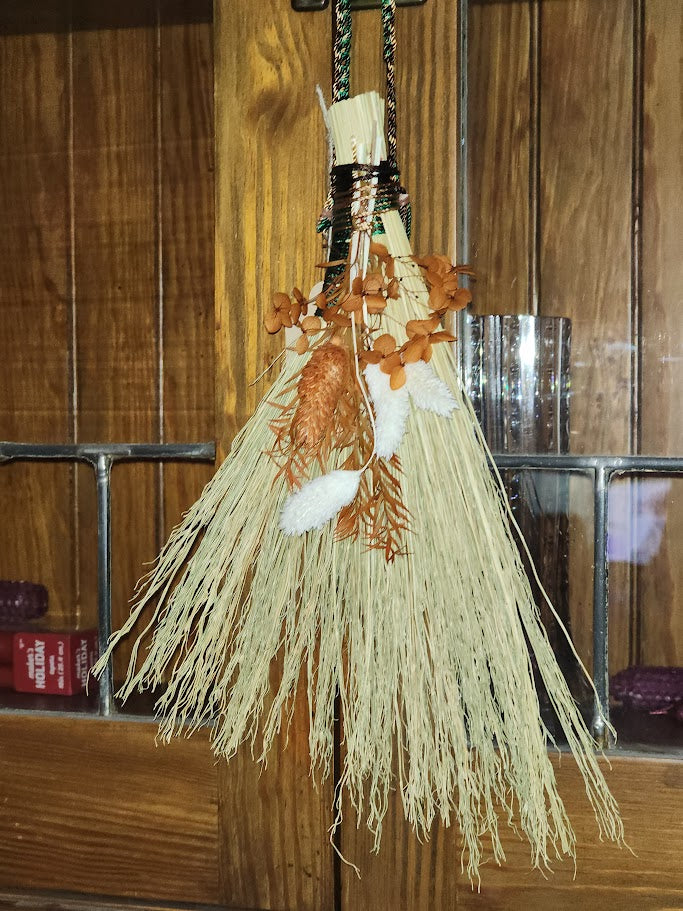 Small Floral Whisk
