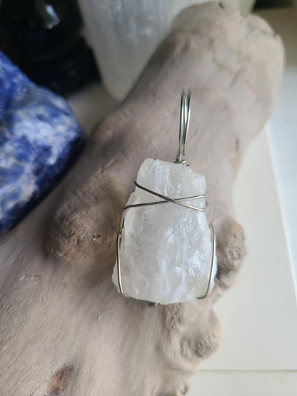 Milky Quartz pendant
