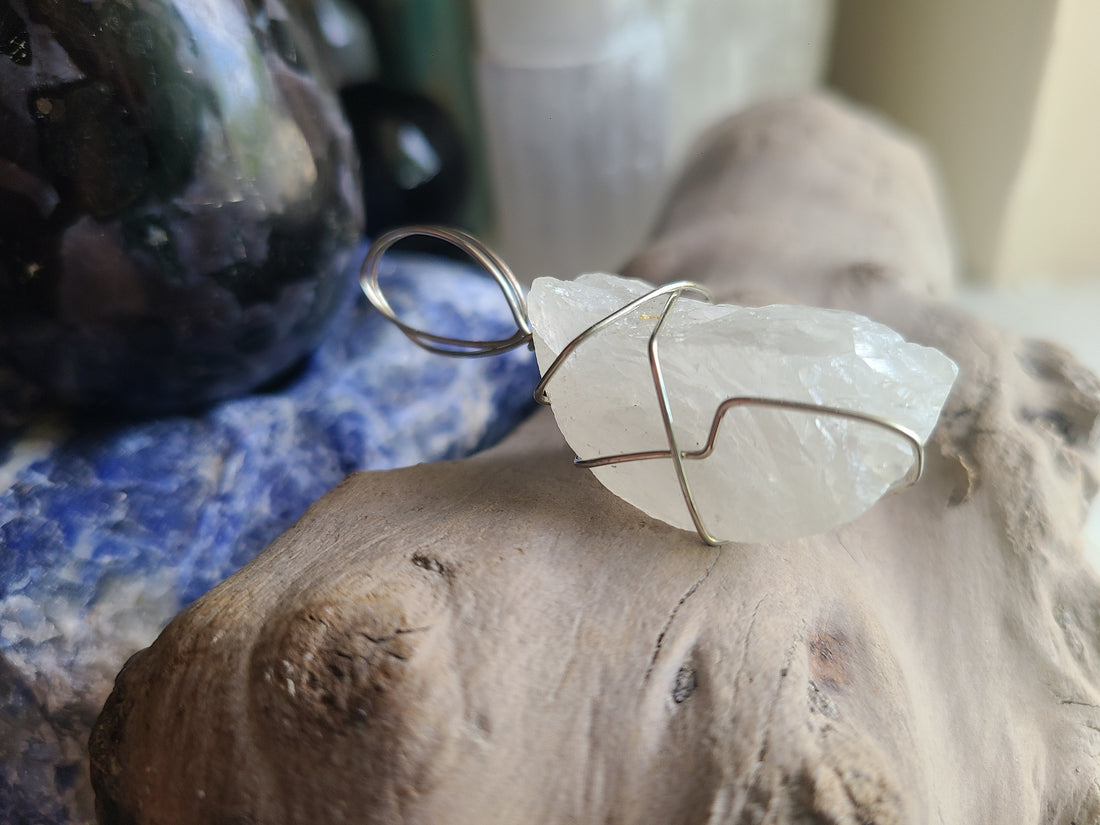 Milky Quartz pendant