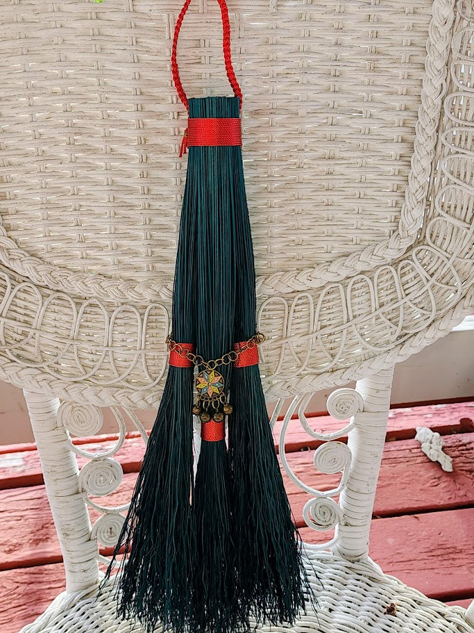 Peggy Trifecta Broom