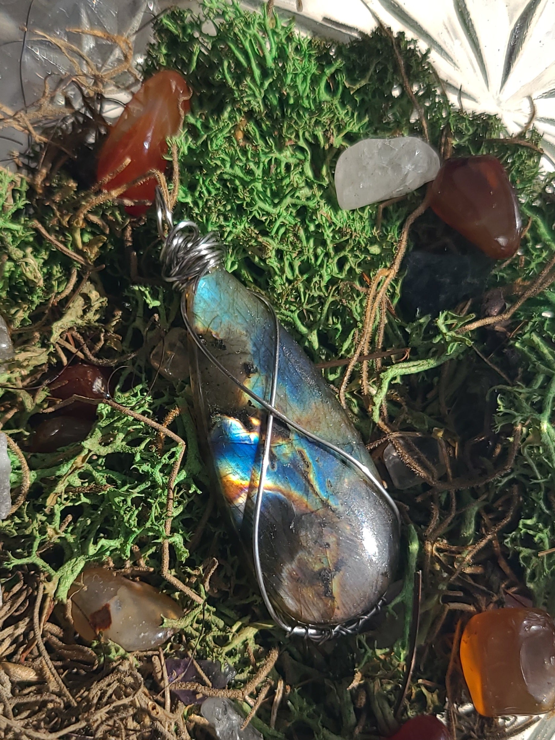 Labradorite pendant