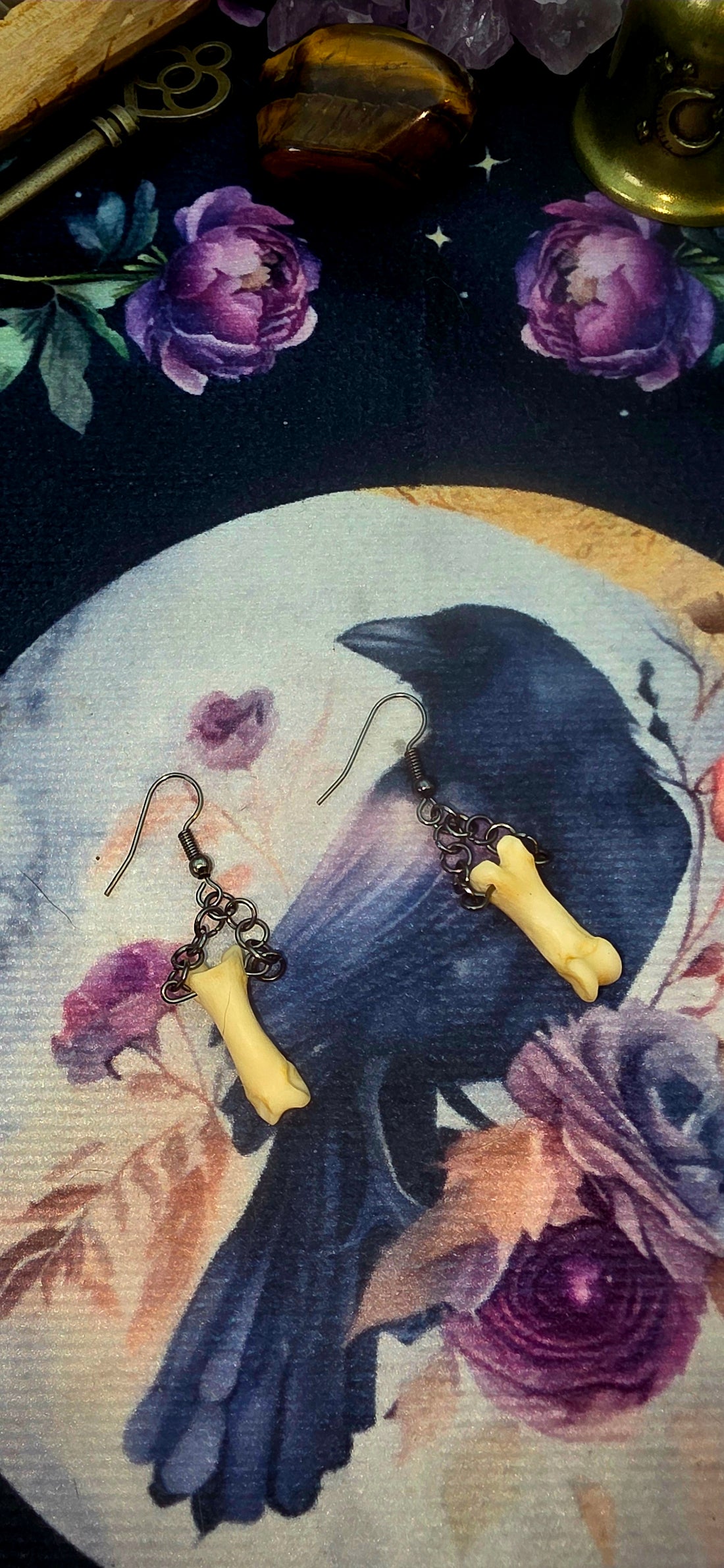 Red Fox Toe Bone Earrings - Nature&