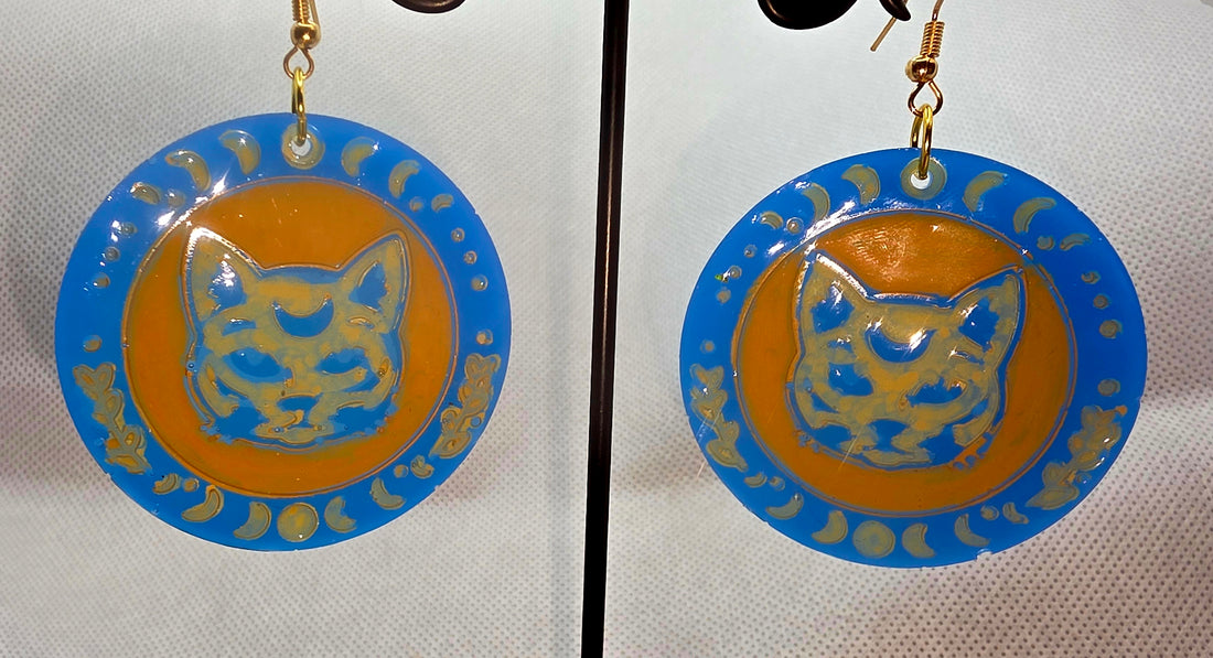 Blue and Gold Mystic Cat Disc Earrings