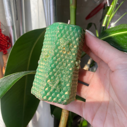 Honeycomb bee tower 100% natural beeswax ritual candle