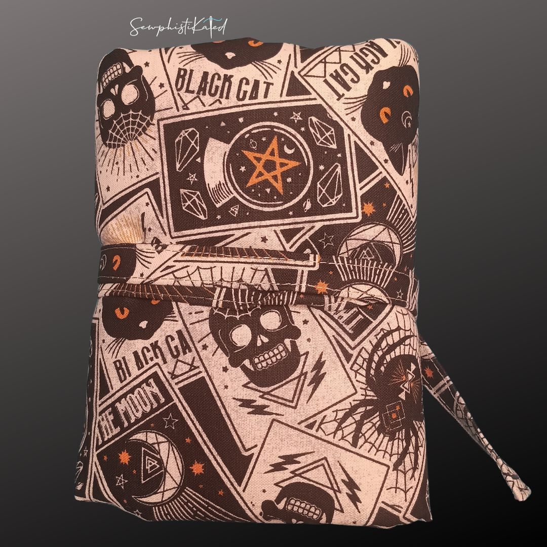 Black Cat Tarot &amp; Divination Deck Wrap, Reading Mat &amp; Altar Cloth