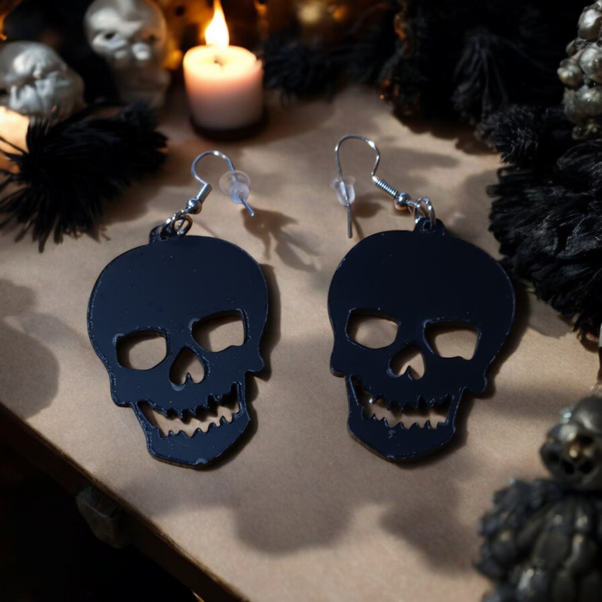 Black Acrylic Skull Dangle Earrings – Spooky &amp; Stylish Halloween Jewelry