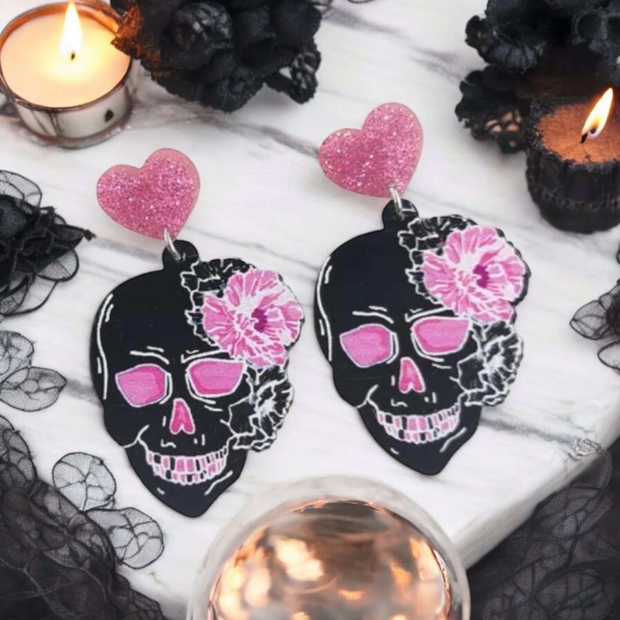 Skull &amp; Flower Dangle Earrings – Gothic Pink Glitter Hearts