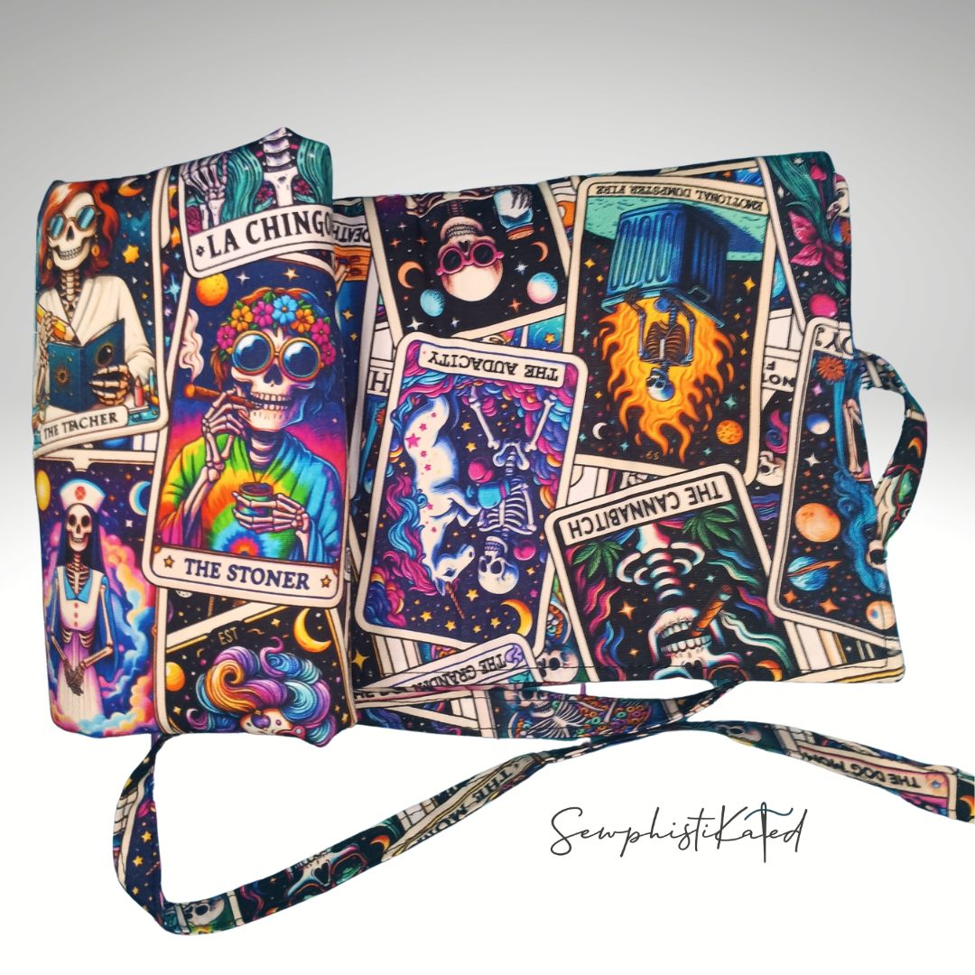 Funny Skeleton Mystic 3-in-1 Tarot Deck Wrap, Reading Mat &amp; Altar Cloth