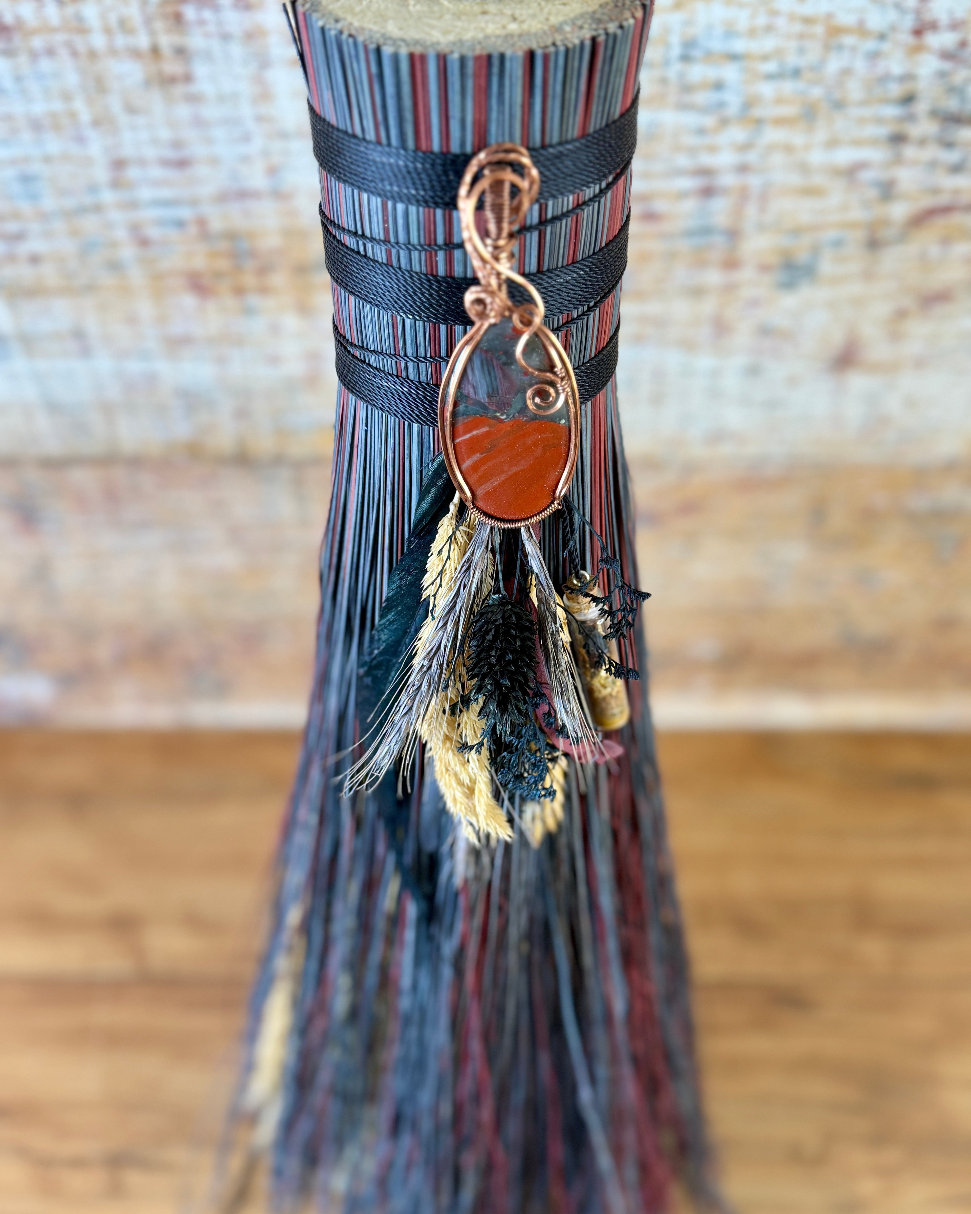 Present Form Besom