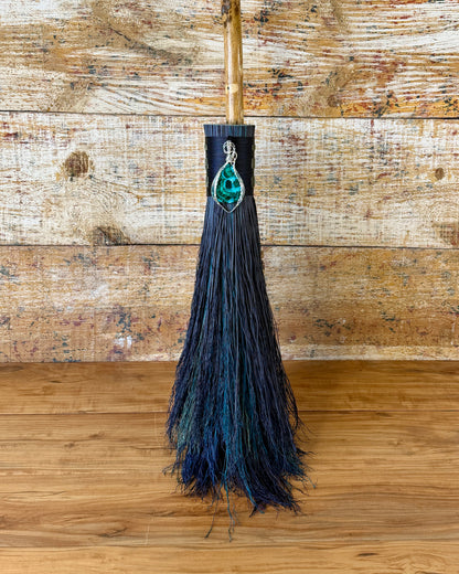 Undercurrent Besom/Broom