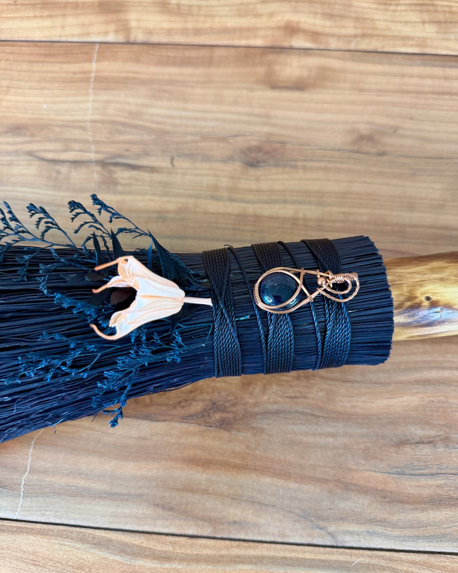 Gold Stone Mini Besom