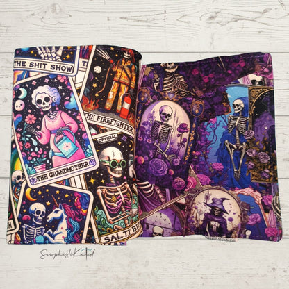 Cosmic Skeleton Wraparound Tarot &amp; Oracle Deck Case + Reading Mat