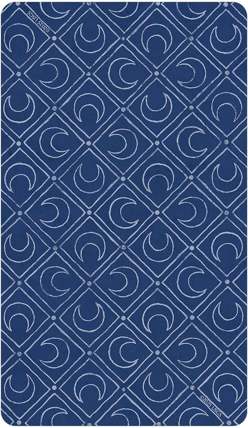 Trionfi Della Luna tarot card back design showing a repeating pattern of crescent moons and geometric shapes in a vintage esoteric style.