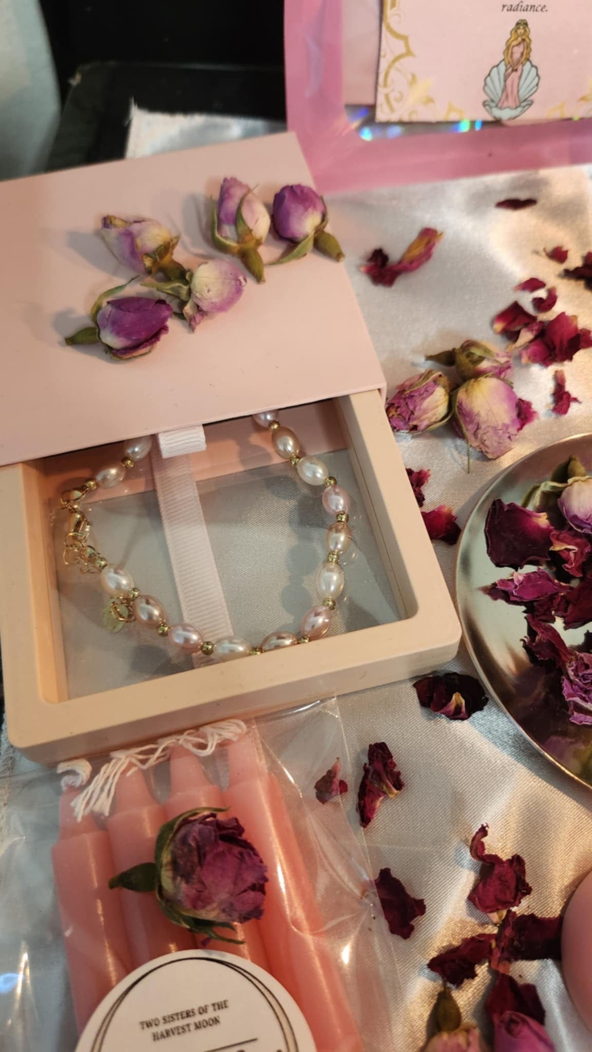 Aphrodite Devotional Ritual Box – Love, Beauty &amp; Divine Feminine Altar Kit