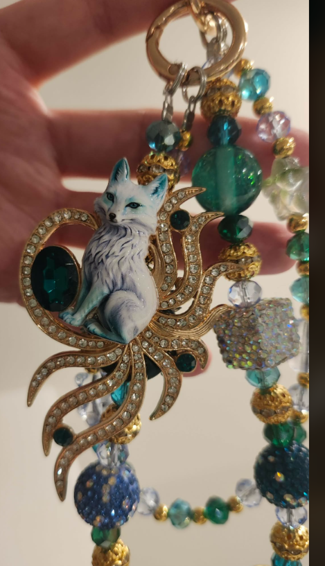 Hand Bag &amp; Purse Chain - 9 Tail Fox