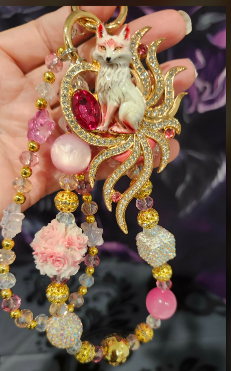 Handbag &amp; Purse Chain - Nine Tail Fox - Pink