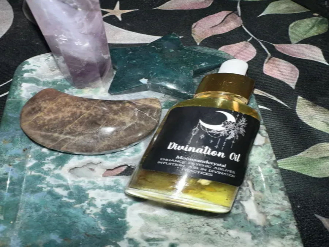 Divination Oil: Mugwort, Lavender &amp; Amethyst - Psychic Intuition Blend