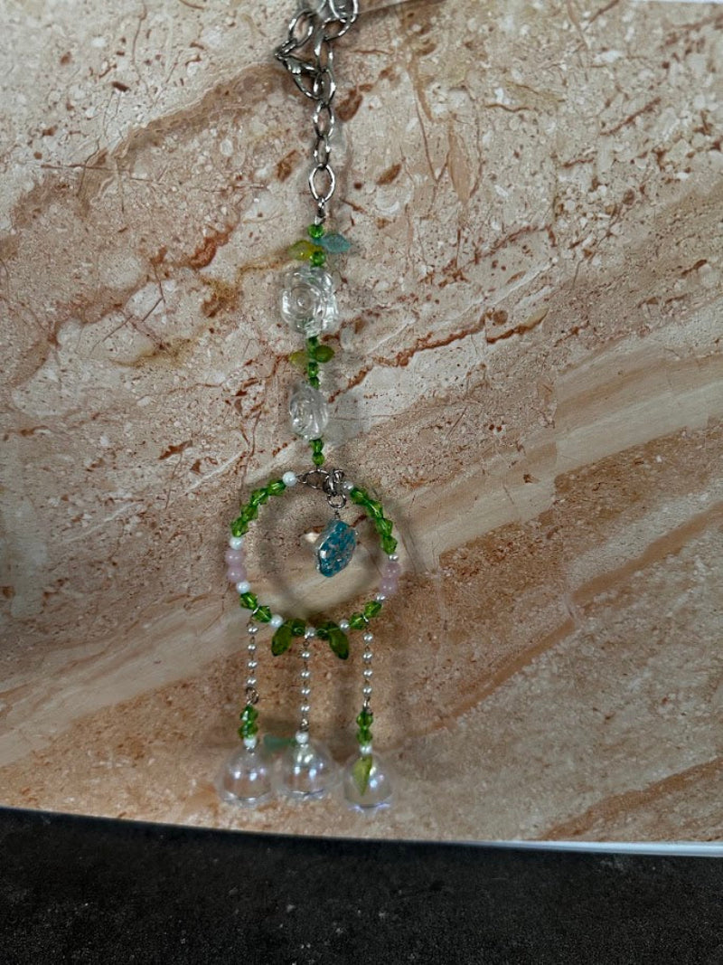 Sara’s Suncatchers – Rose Quartz &amp; Green Aventurine Three-Drop Visor Charm
