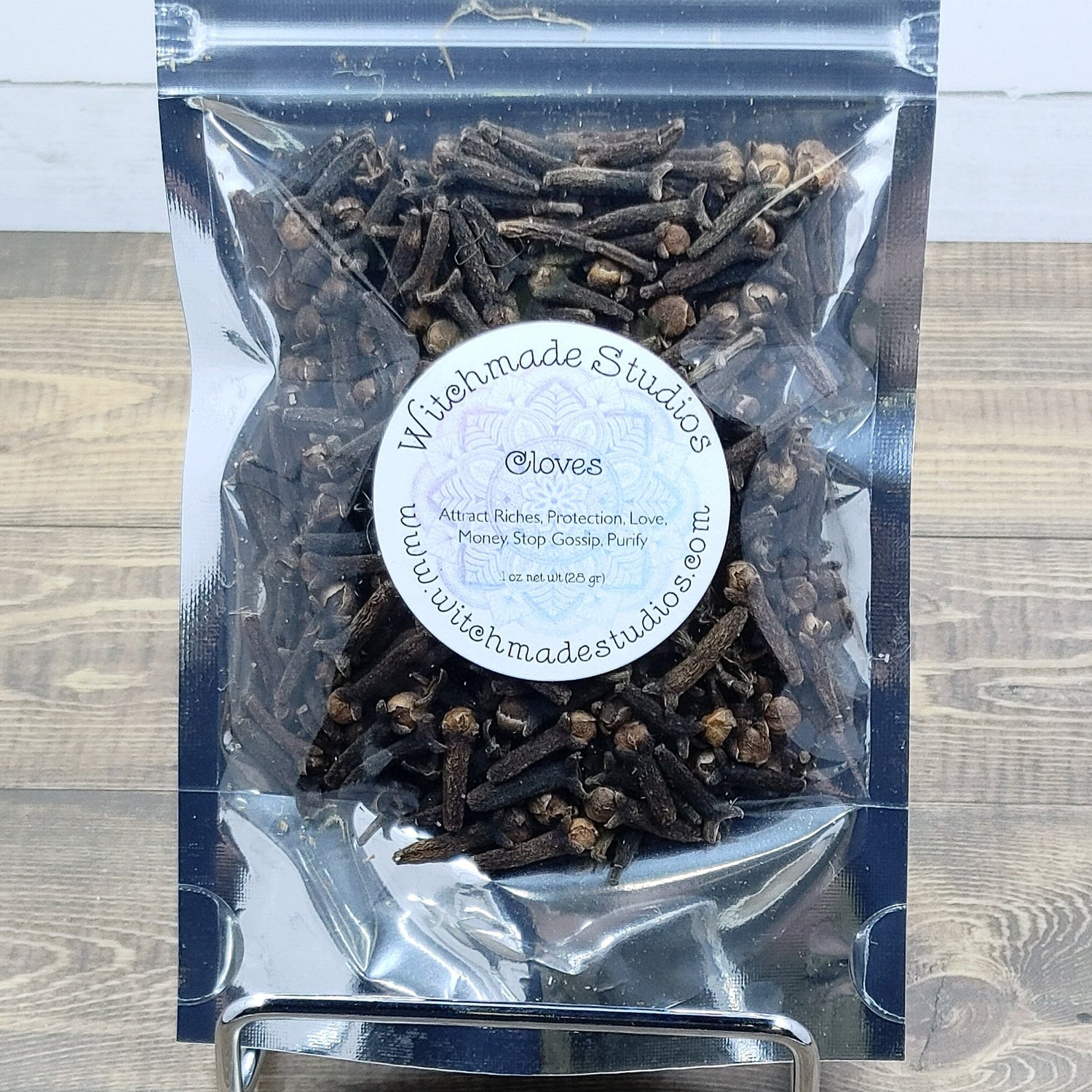 Whole Cloves, Attract Riches, Protection, Love, Money, Stop Gossip, Purify, Exorcism  (1 oz)