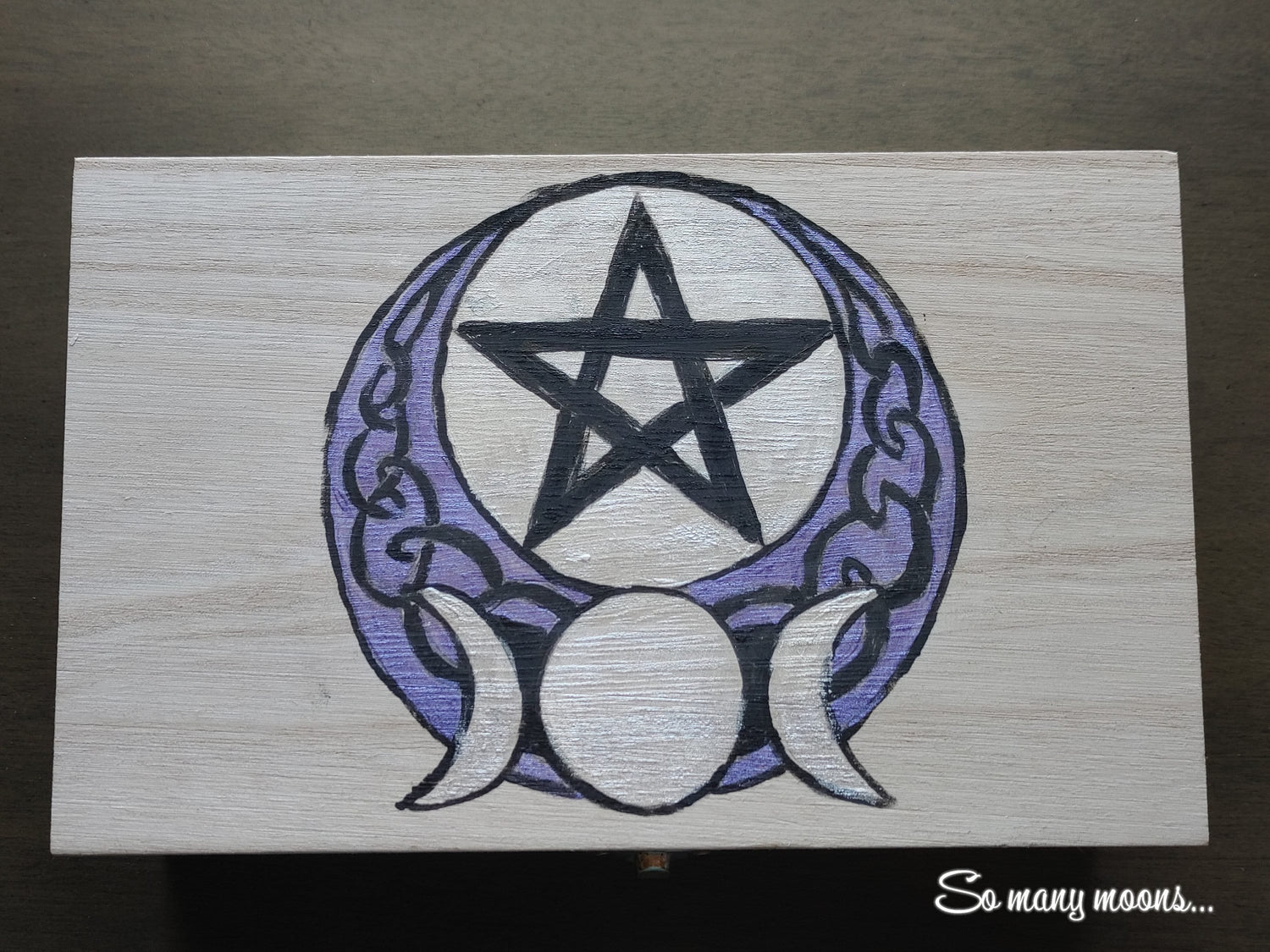 Handpainted Pearl Altar Box, Triple Moon Pentacle Design