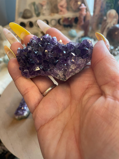 Shimmering Dark Gemmy Amethyst Cluster Set! 5 pieces!!