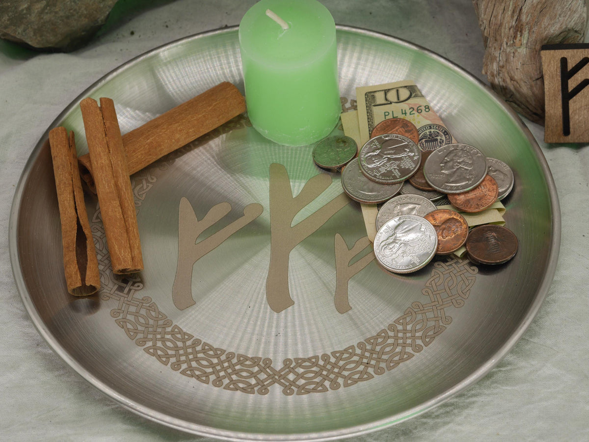 Fehu Rune Altar Plate – Engraved Stainless Steel Abundance Offering Bowl