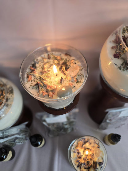 Abundance Intention Candle: Aventurine, Citrine &amp; Pyrite Crystal Blend