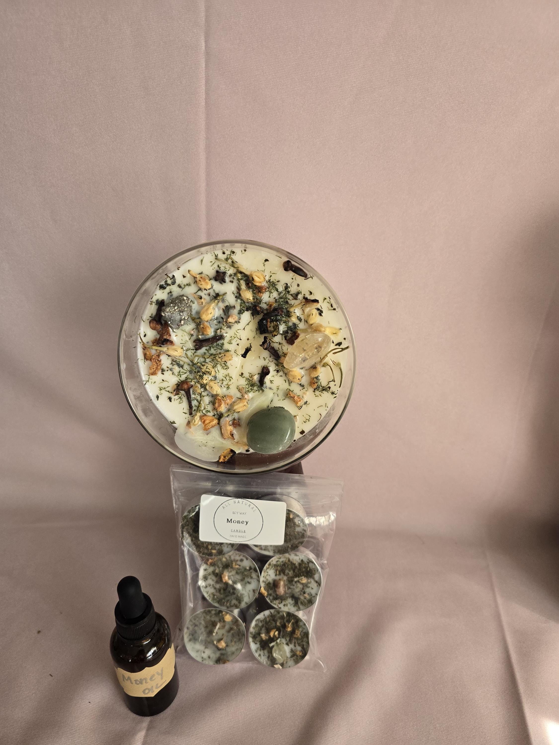 Abundance Intention Candle: Aventurine, Citrine &amp; Pyrite Crystal Blend