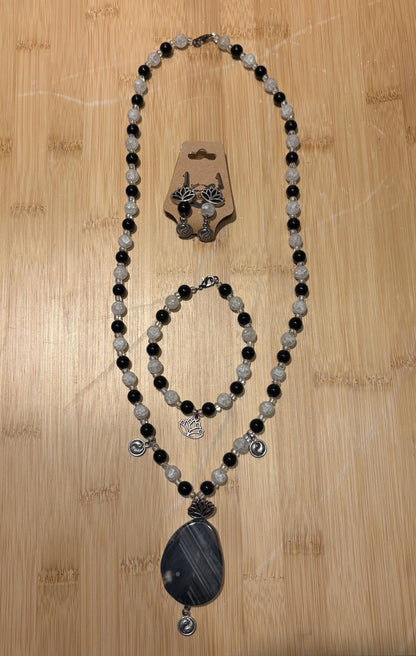 Inner Peace - Handmade Beaded Jewelry Set