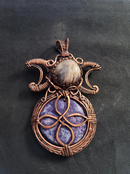 Triple moon necklace, pagan new age wiccan gift, woman girl gift, riual necklace pagan, trendy boho necklace, spiritual gift, sister gifts