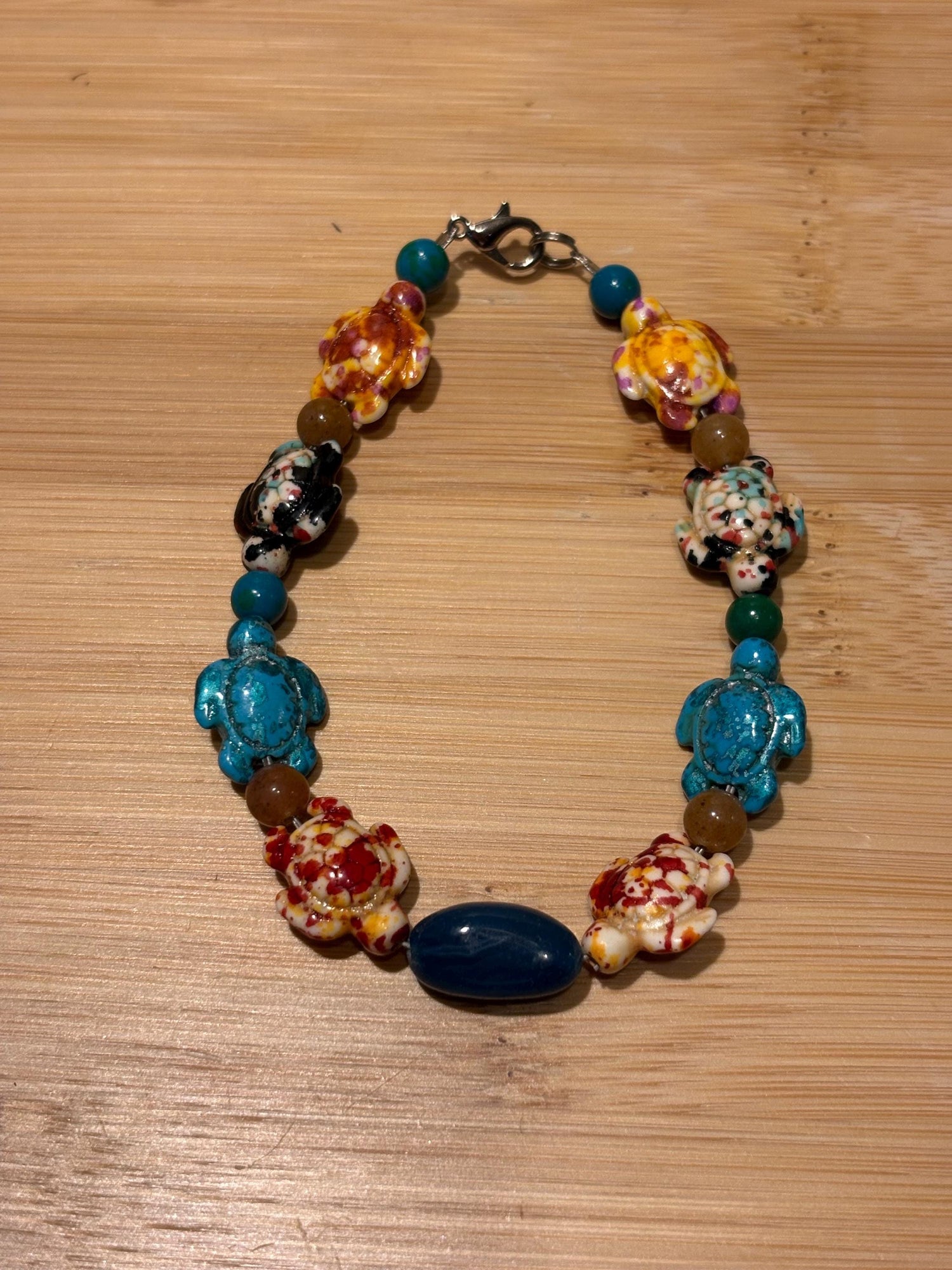 Turtle Exhibit - Handmade Beaded Bracelet