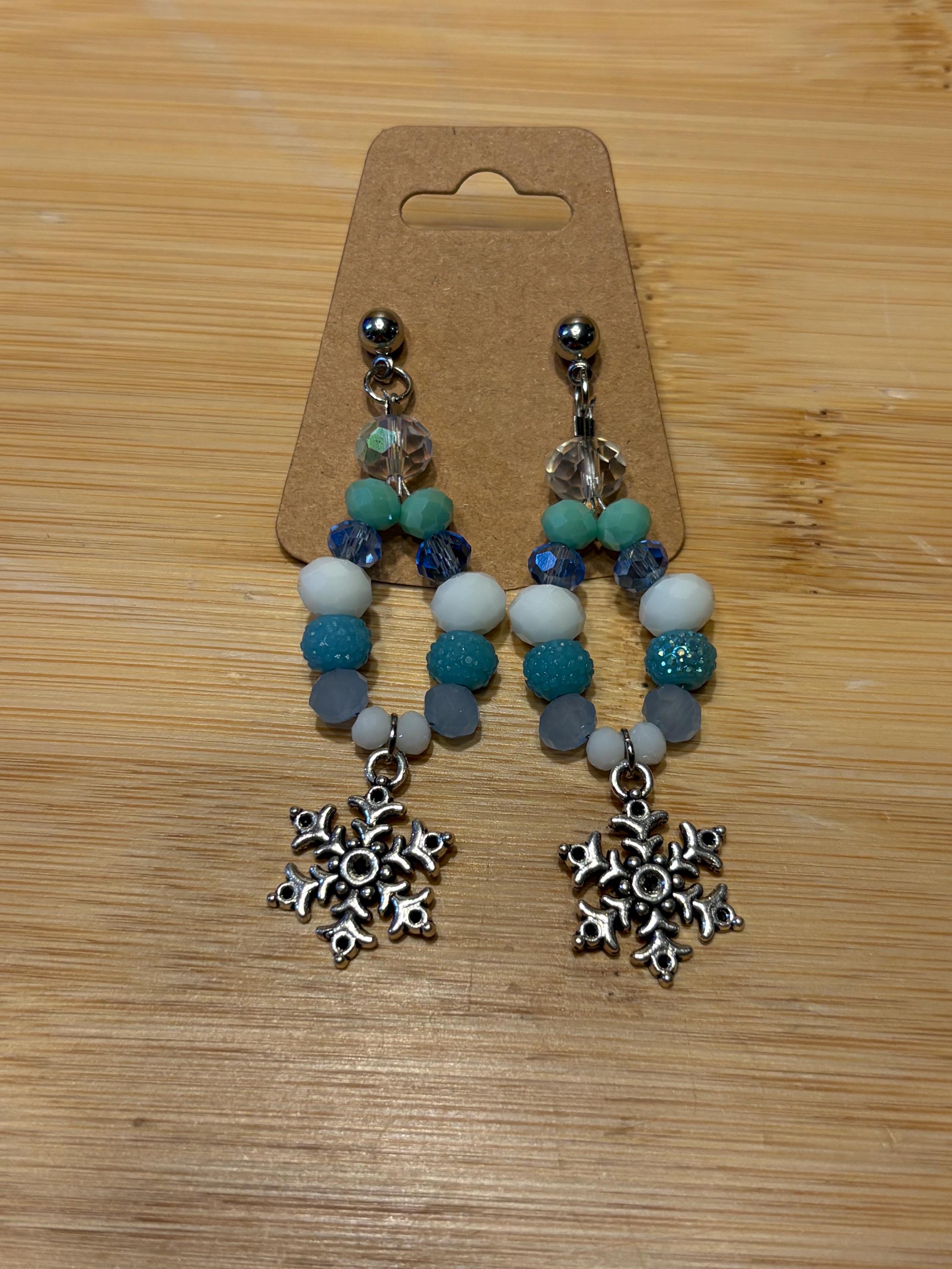 Snowfall - Handmade Beaded Earrings